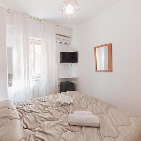 Fontana Vecchia Bed & Breakfast Таормина Екстериор снимка
